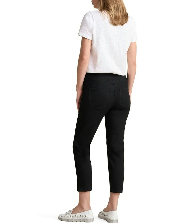 3/4 Slim Leg Bengajean in Black image 4