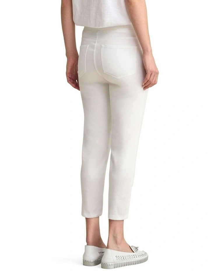 Bengajean 3/4 Slim Leg Pant in White image 4