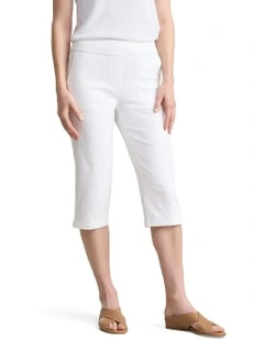 Pull-On Capri Short - Warm White
