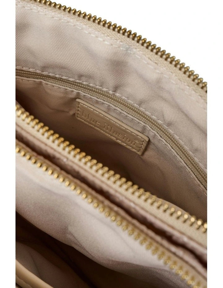 Quilted Crossbody Bag in Neutral image 3