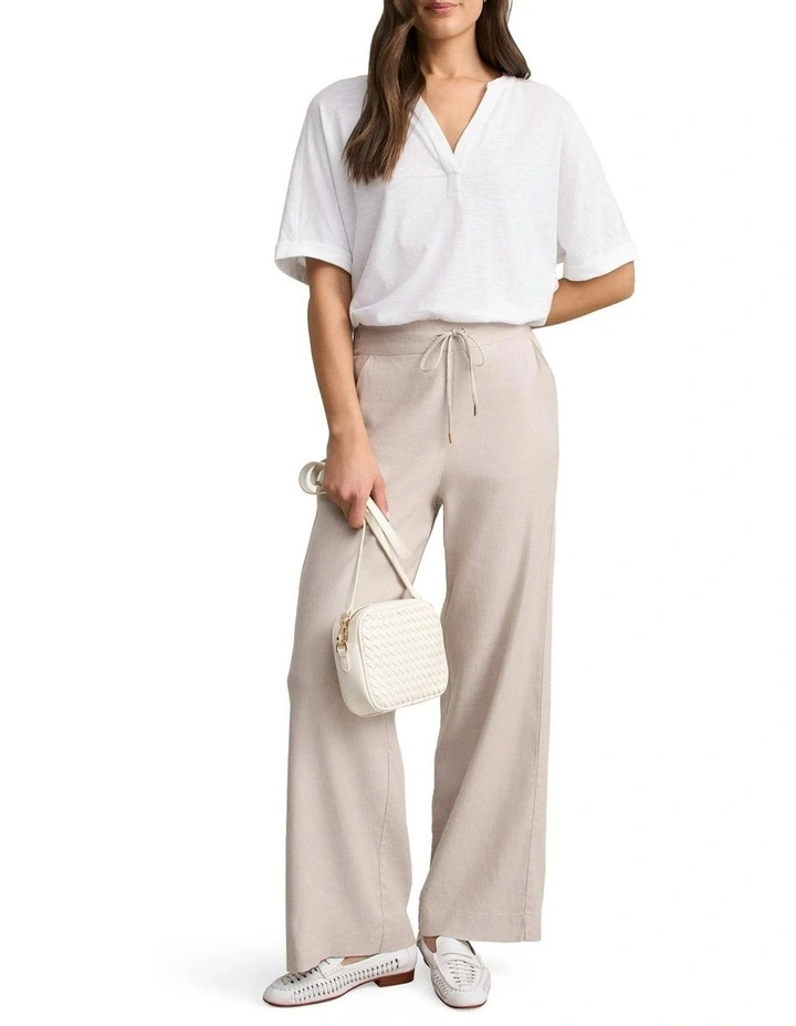 Notch Neck Half Sleeve T-shirt in White image 3