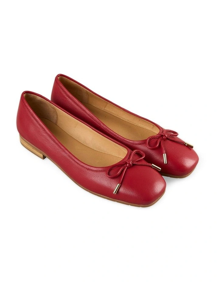 Alice Ballet Flat in Red image 3