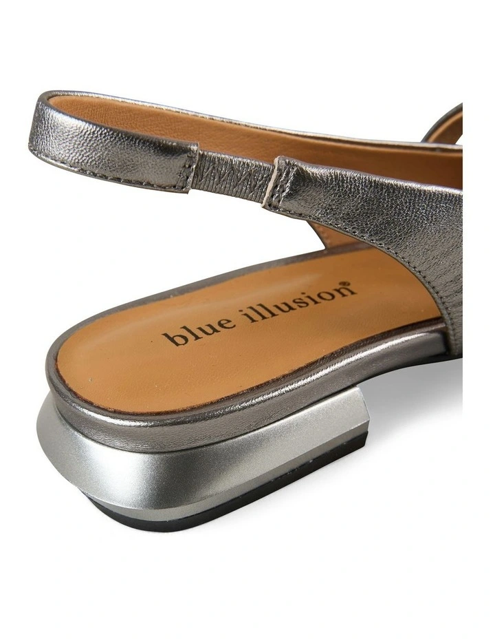 Elisa Pointed Flat in Metallic image 4