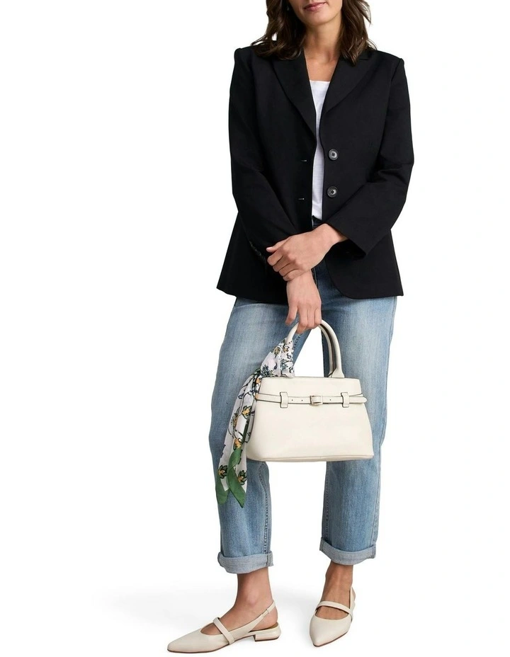 Single Breasted Ponte Blazer in Black image 3