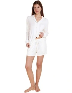 Adelaide Ribbed Shorts in Ecru