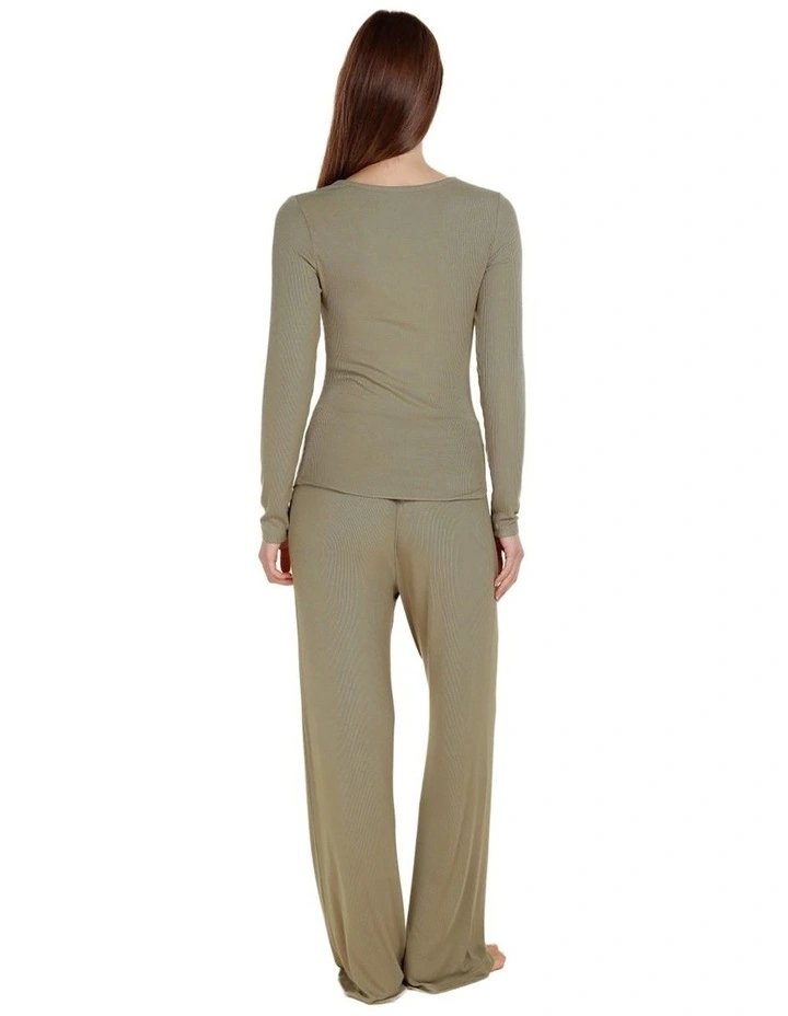Lille Ribbed Long Sleeve Henley Top in Olive image 2