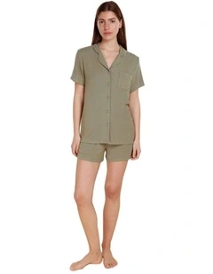 Lyon Ribbed Short Sleeve Button Up Top in Olive