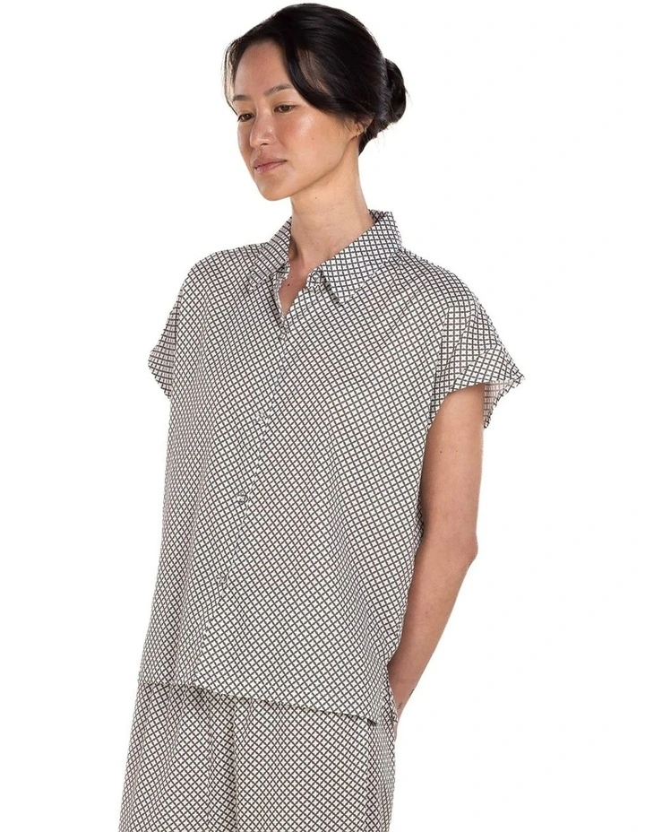 Marlie Diamond Print Cotton Long Pyjama Set in Olive image 4