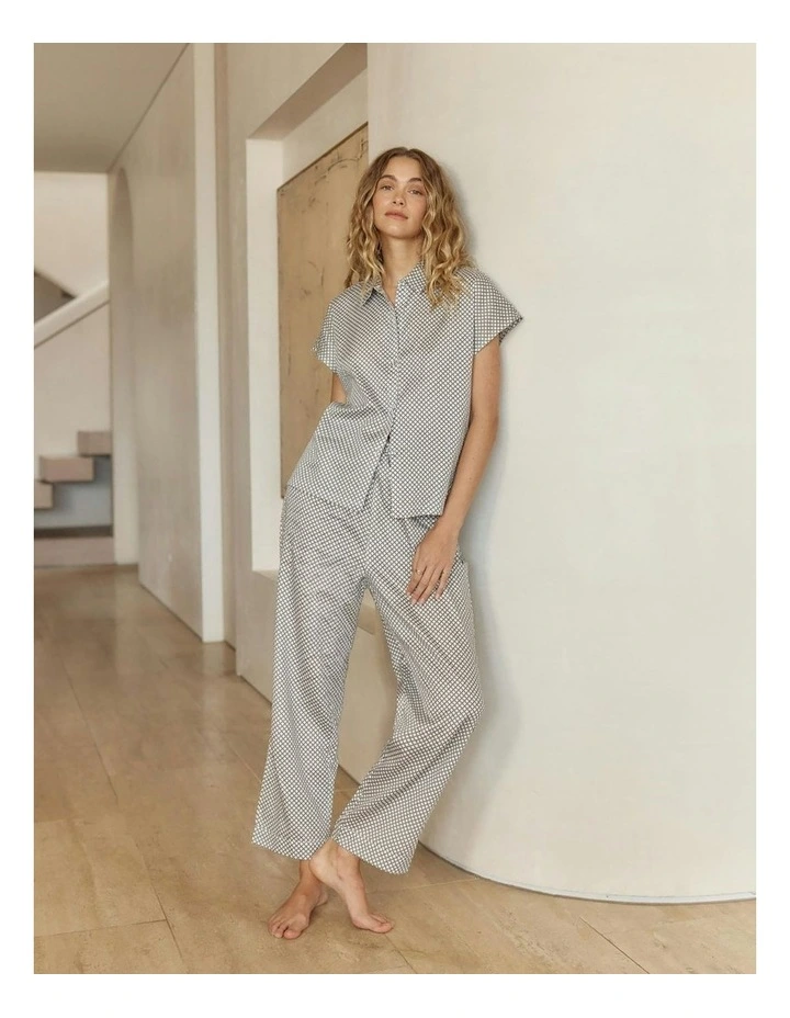 Marlie Diamond Print Cotton Long Pyjama Set in Olive image 6