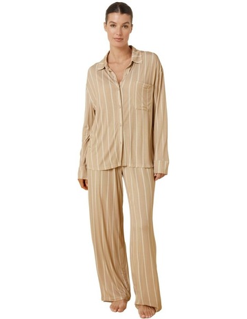 Beige colour