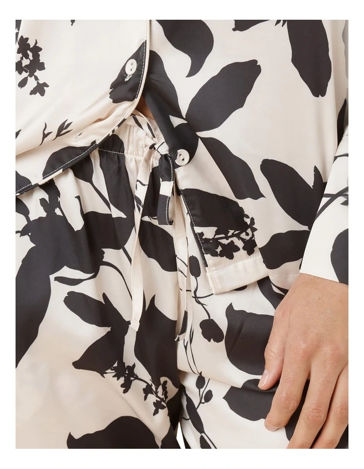 Ivy Silky Satin Pyjama Set in Black image 5