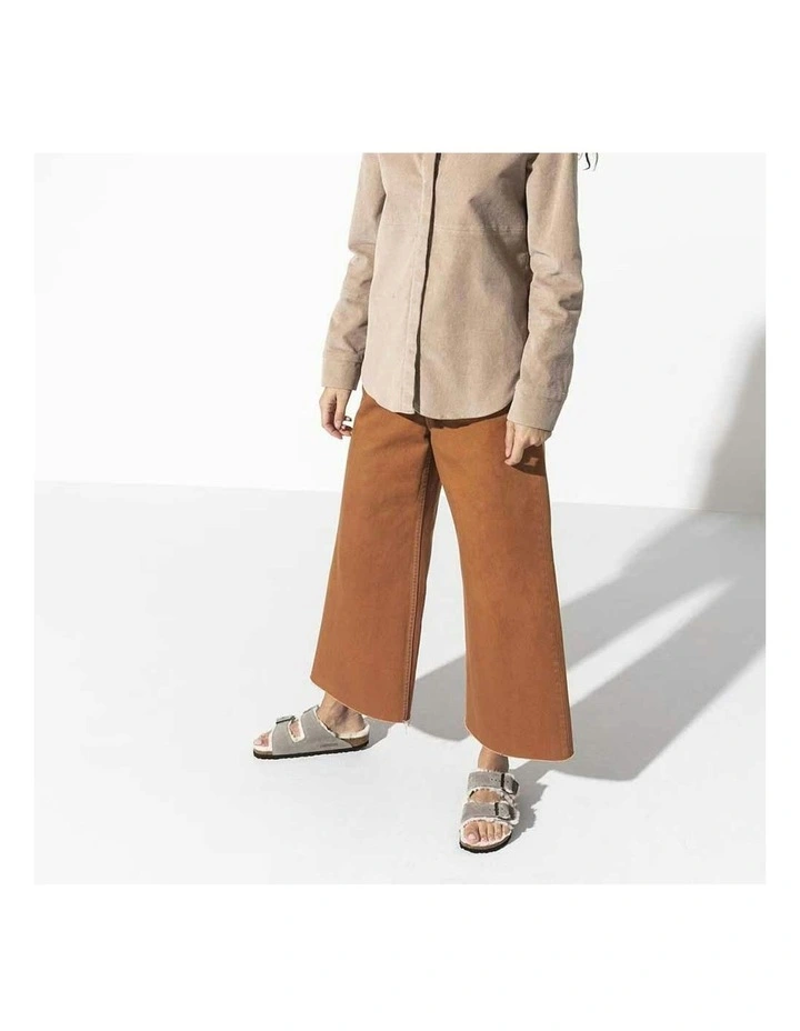 Arizona Shearling Suede Sandals Regular in Stone Coin image 7