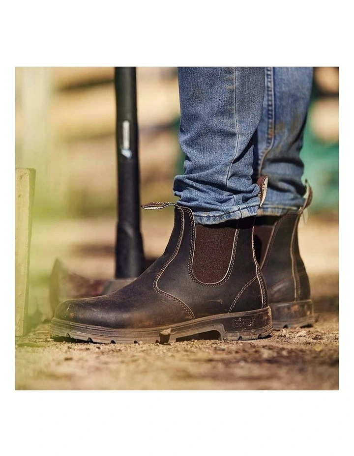 Oil Kip K9 Elastic Sided Boots in Claret image 6