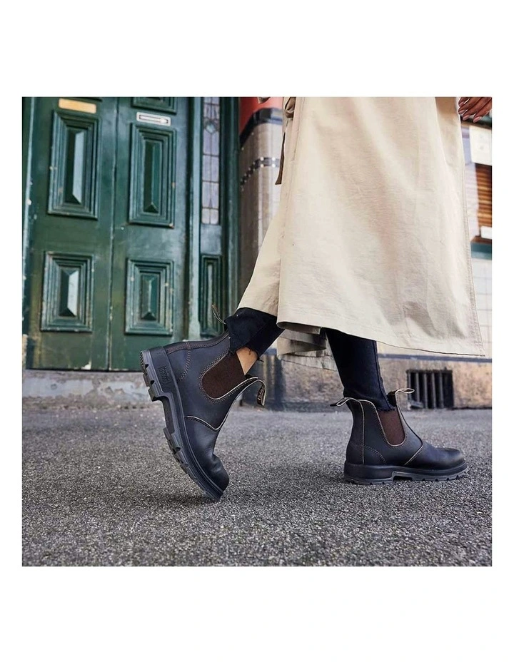 Oil Kip K9 Elastic Sided Boots in Claret image 7