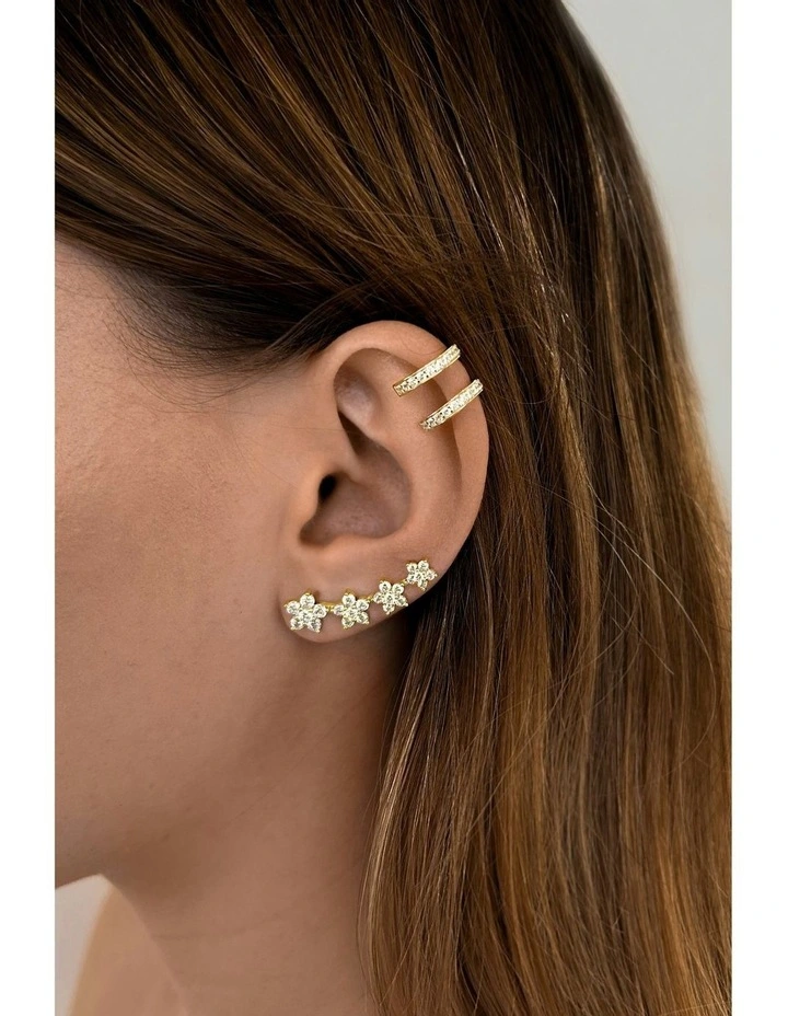 Star Ear Climber With Diamonds in Gold image 2