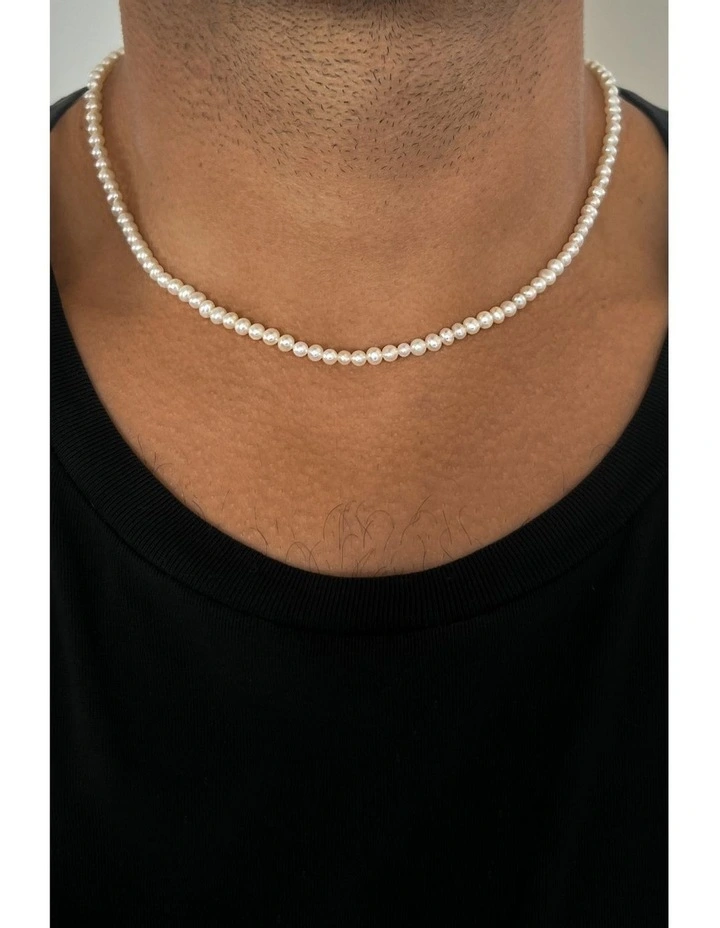 Luna Necklace With Pearls in Silver image 2