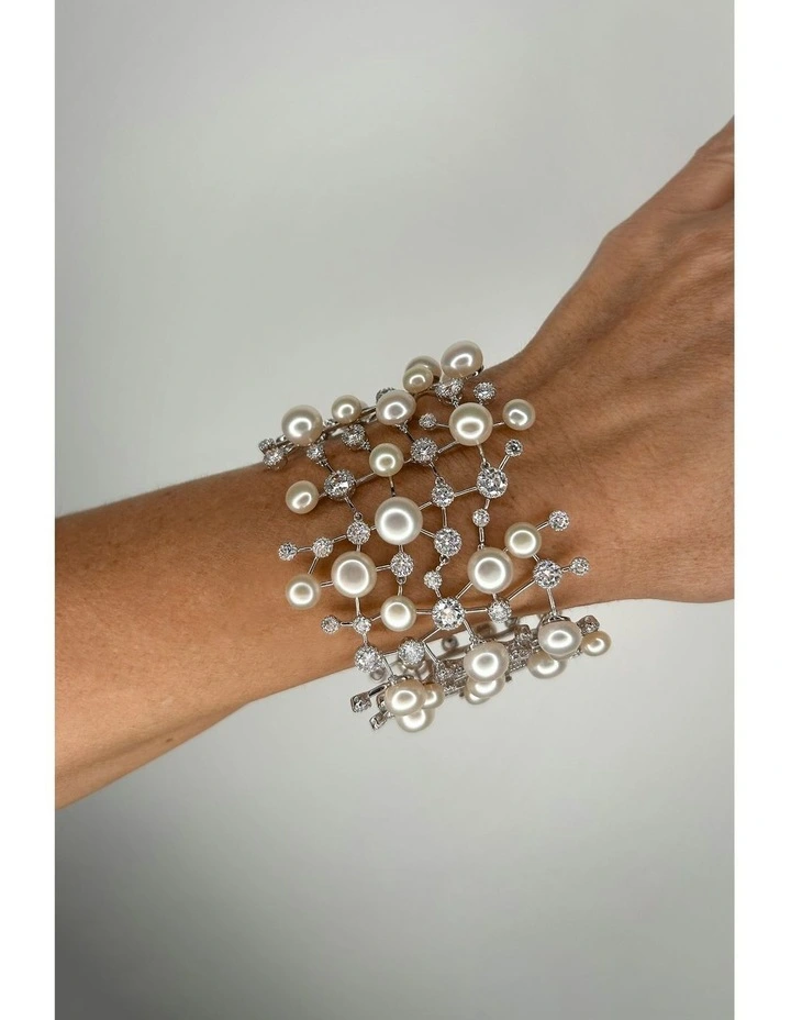Eclipse Bracelet with Pearls & with Diamonds in Silver image 1