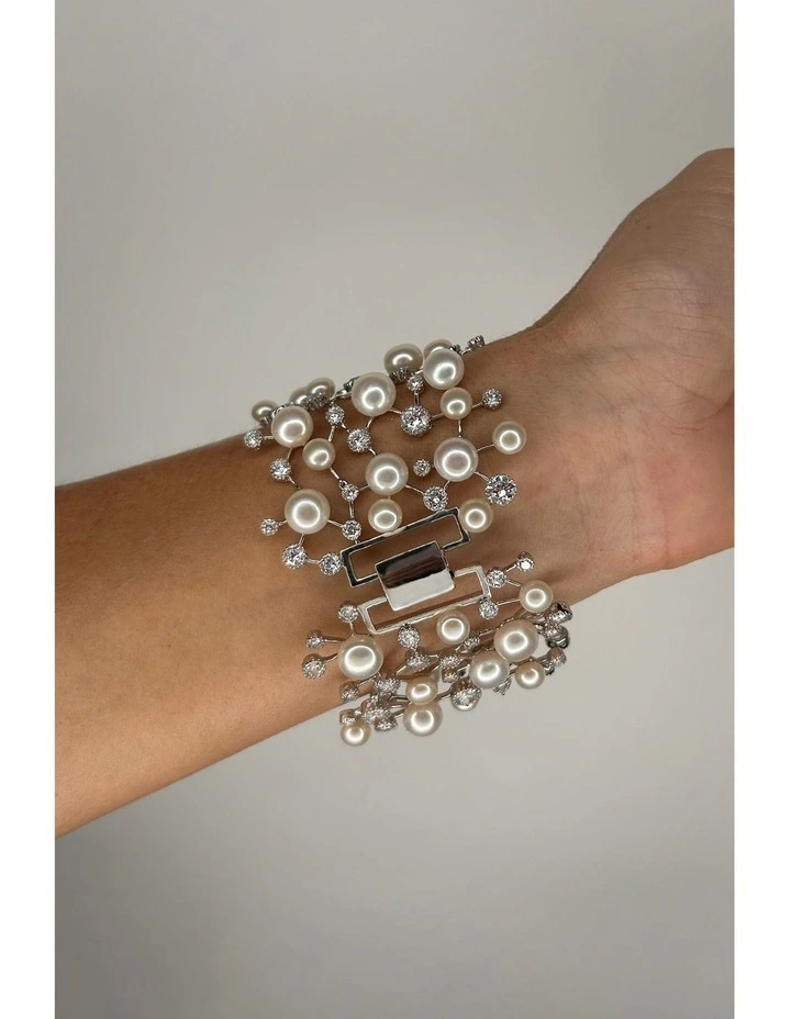 Eclipse Bracelet with Pearls & with Diamonds in Silver image 2