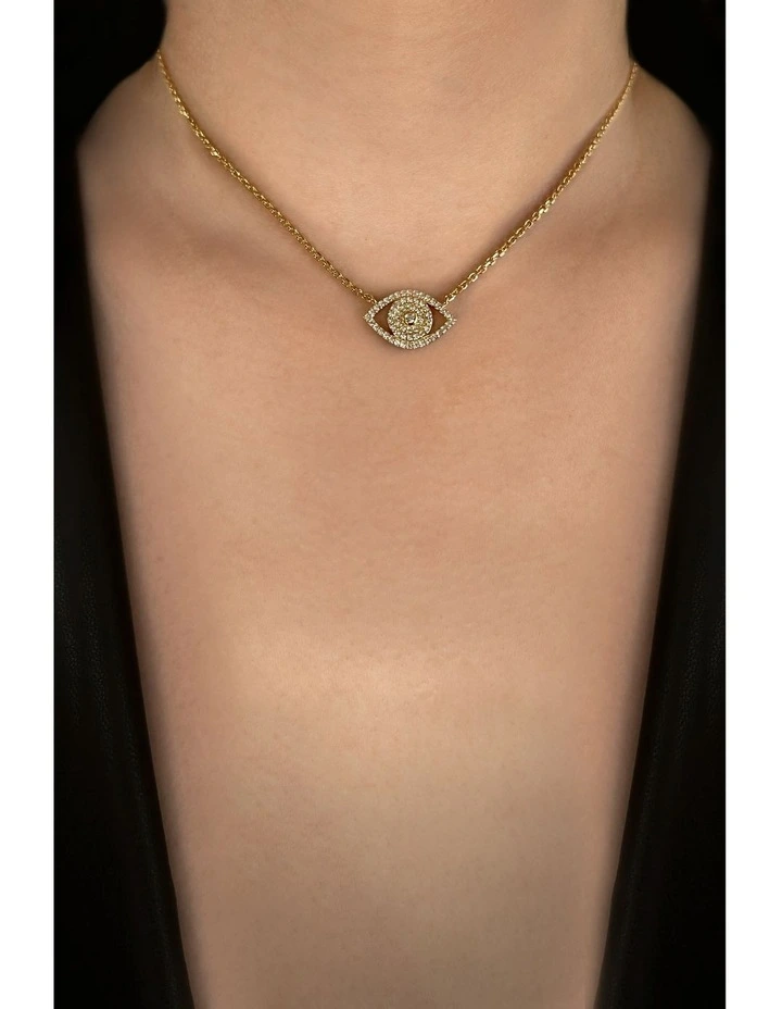 Protection Necklace with Diamonds in Gold image 2