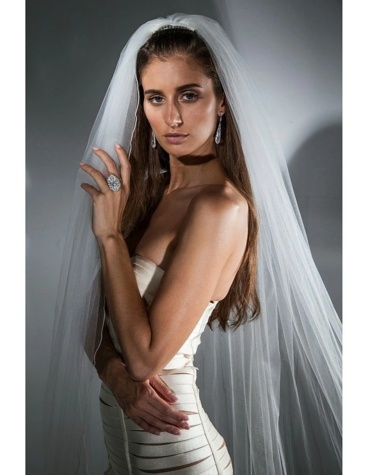 Seduction Earrings with Diamonds in Silver image 3