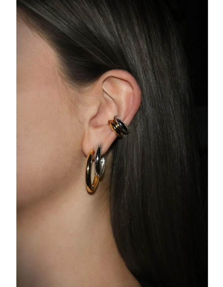 XSolid Earrings in Silver image 5