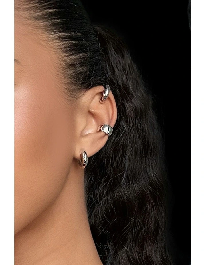 XSolid Ear Cuff in Silver image 6