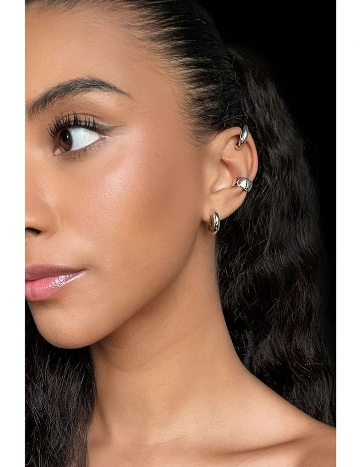 XSolid Ear Cuff in Silver image 7