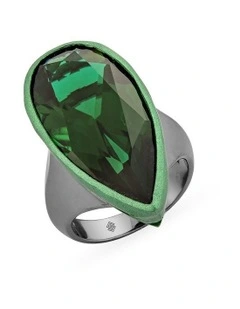 Beetle Ring With Emerald in Black