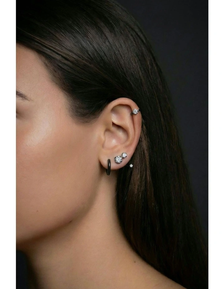 Suspension Solitaire Cuff in Black image 4