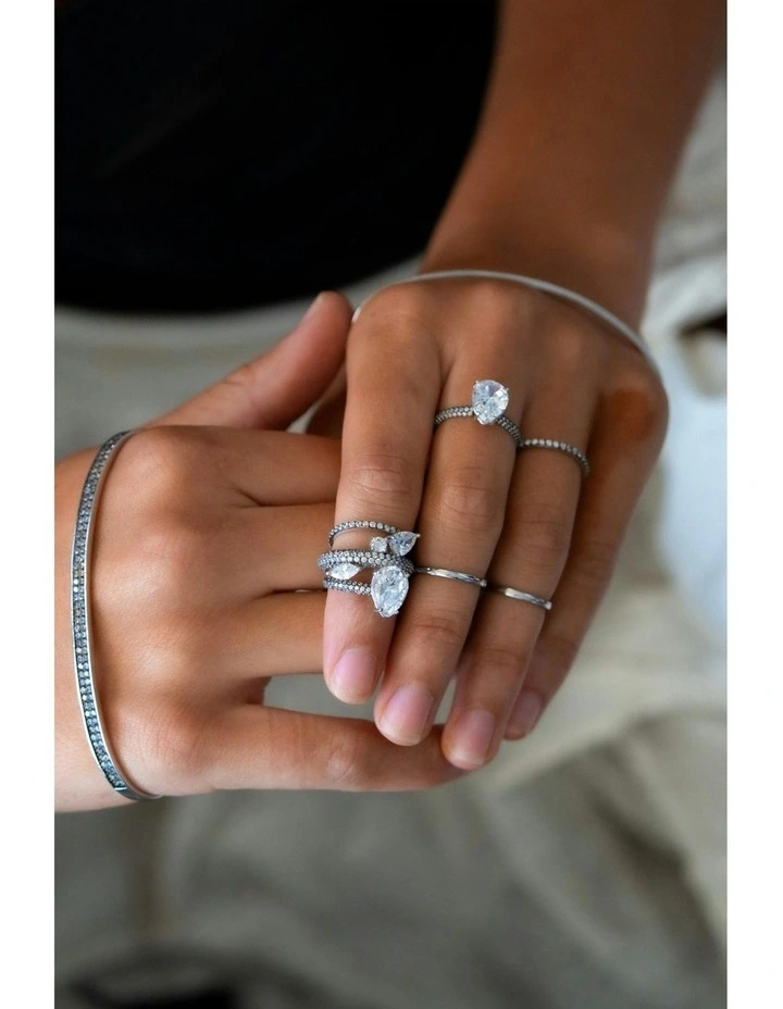 Uncontained Ring in Silver image 2