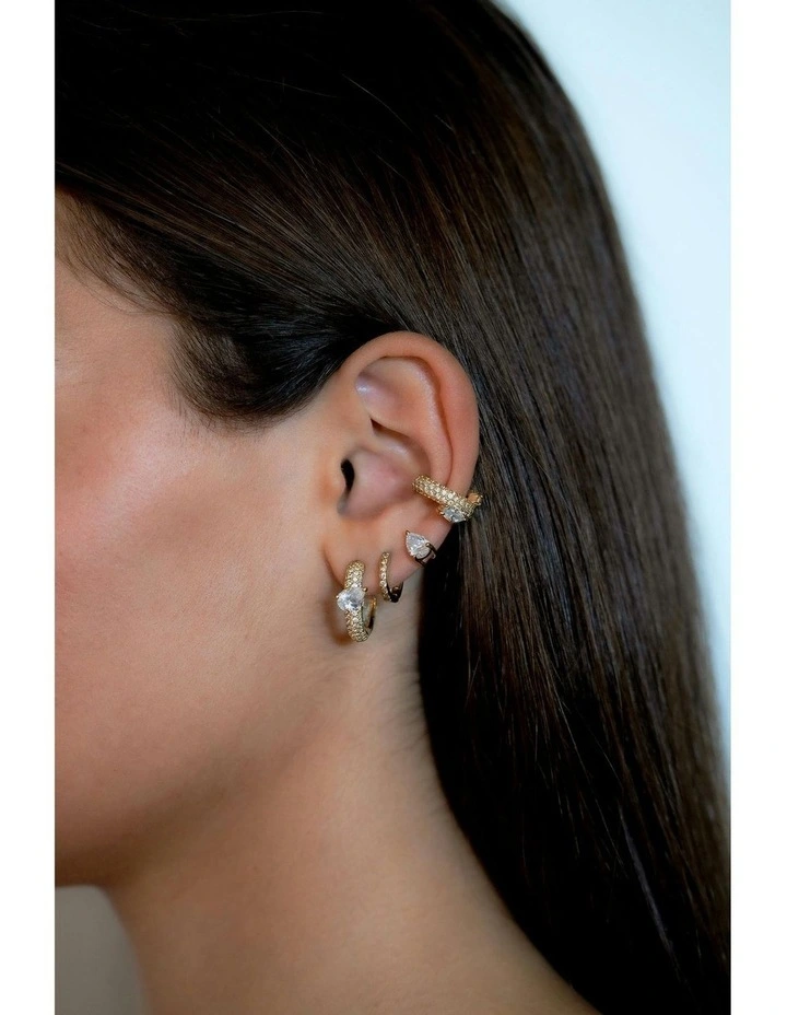 Uncontained Ear Cuff in Gold image 3