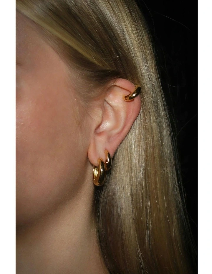 XSculpt Huggie Petite Earrings in Gold image 2