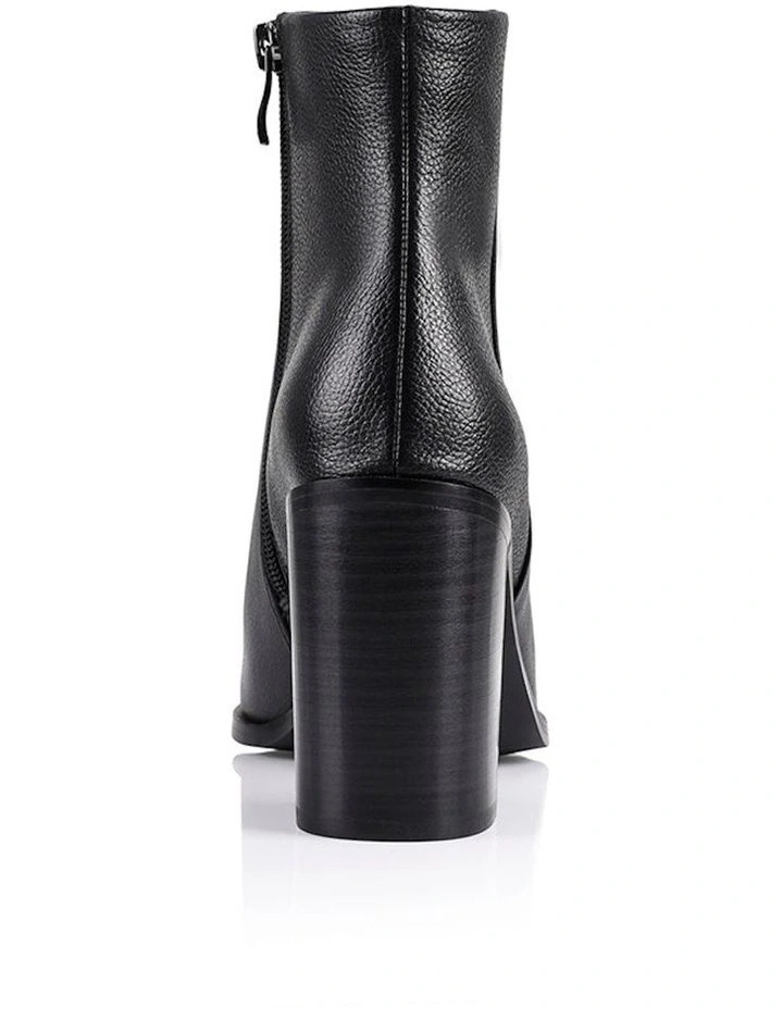 Ria Ankle Leather Boots in Black image 4