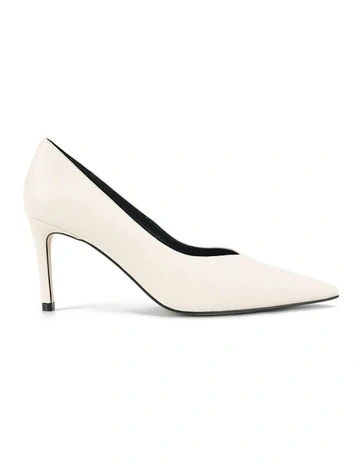 Zulu Full Pumps in Chalk White