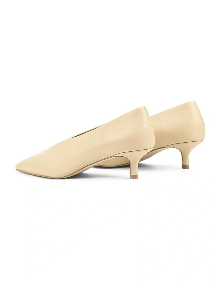 Flynn Point Toe Leather Pumps in Yellow image 5