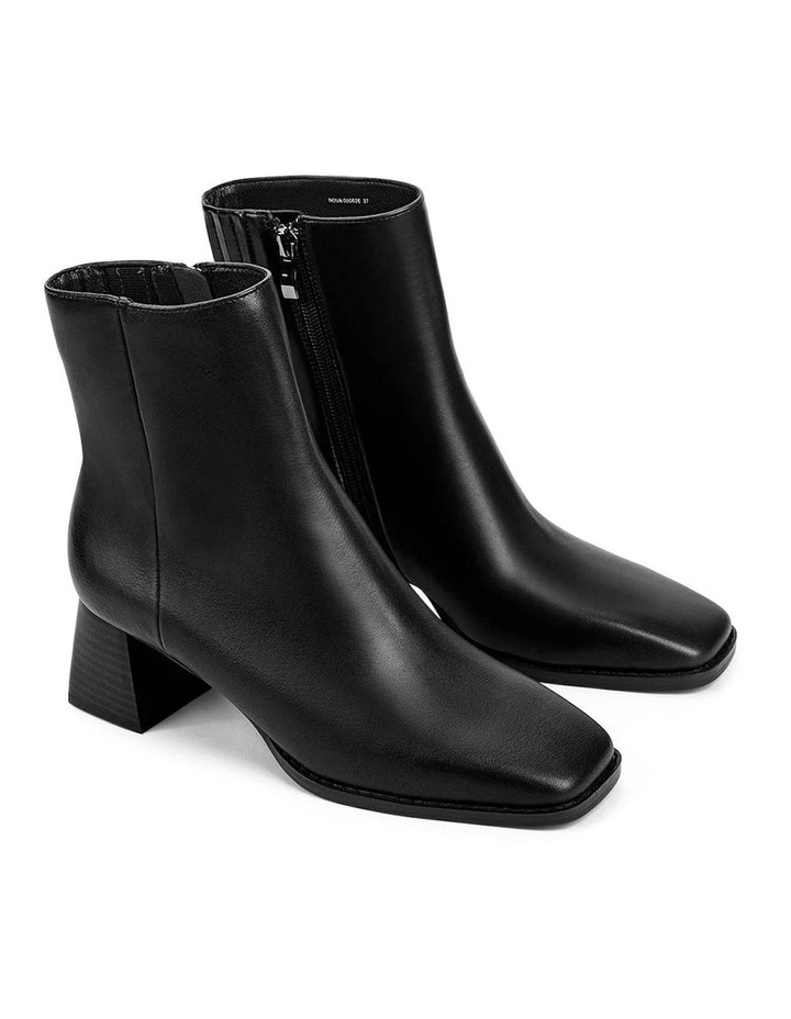 Nova Ankle Boots in Black Vintage Leather image 3