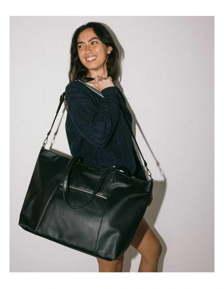 Bella Weekender Bag in Black image 2