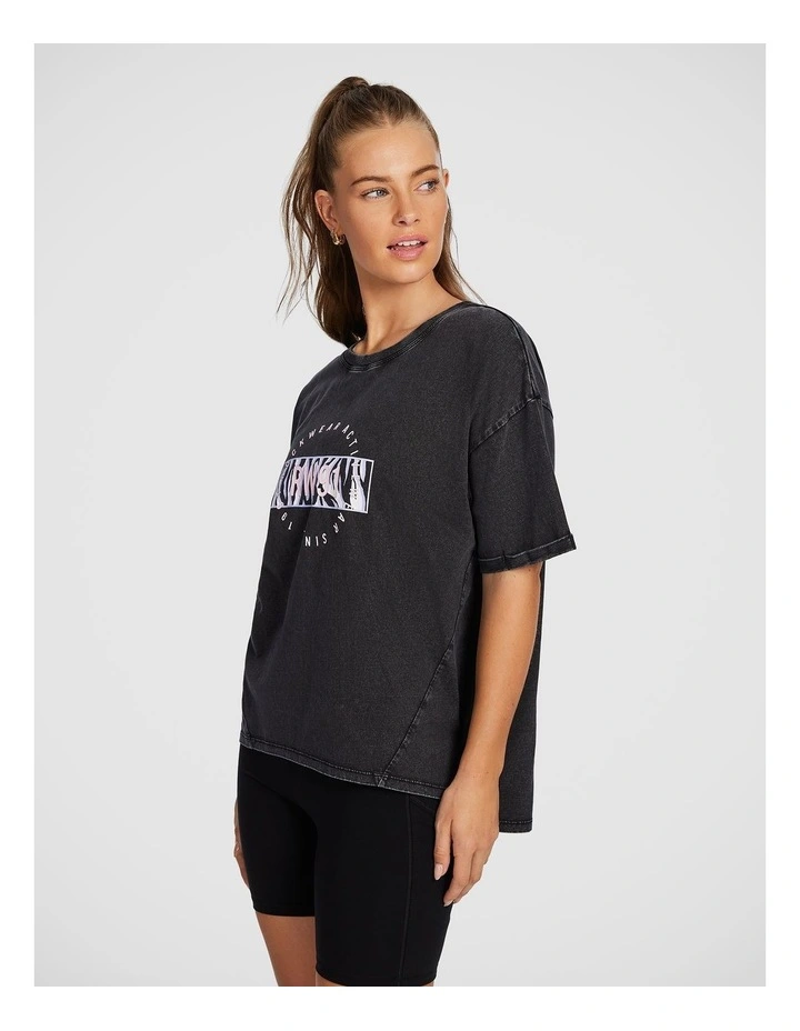 Split Hem Logo Boyfriend Tee in Black image 3