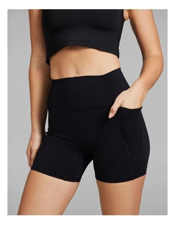 No Front Seam Mid Thigh Bike Shorts in Black
