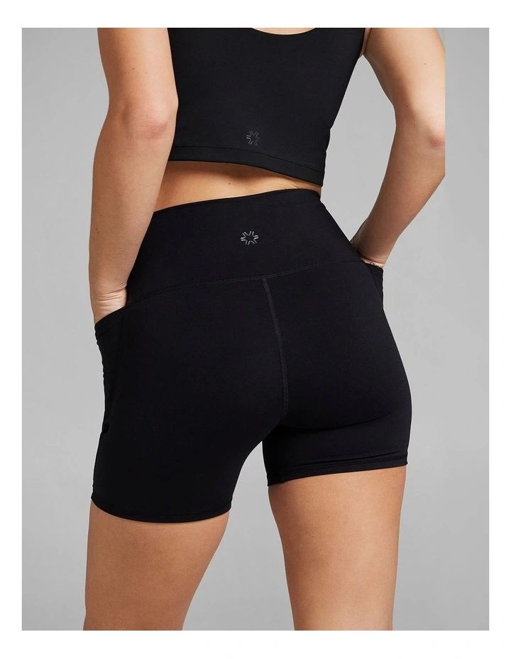 No Front Seam Mid Thigh Bike Shorts in Black image 2