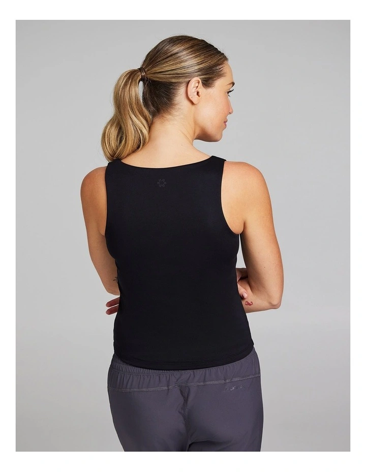 Base Layer Travel Tank Top in Black image 2