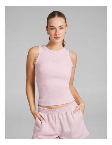 Pink colour