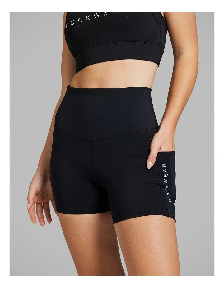 Reform Mid Thigh Bike Shorts in Jet Black image 3