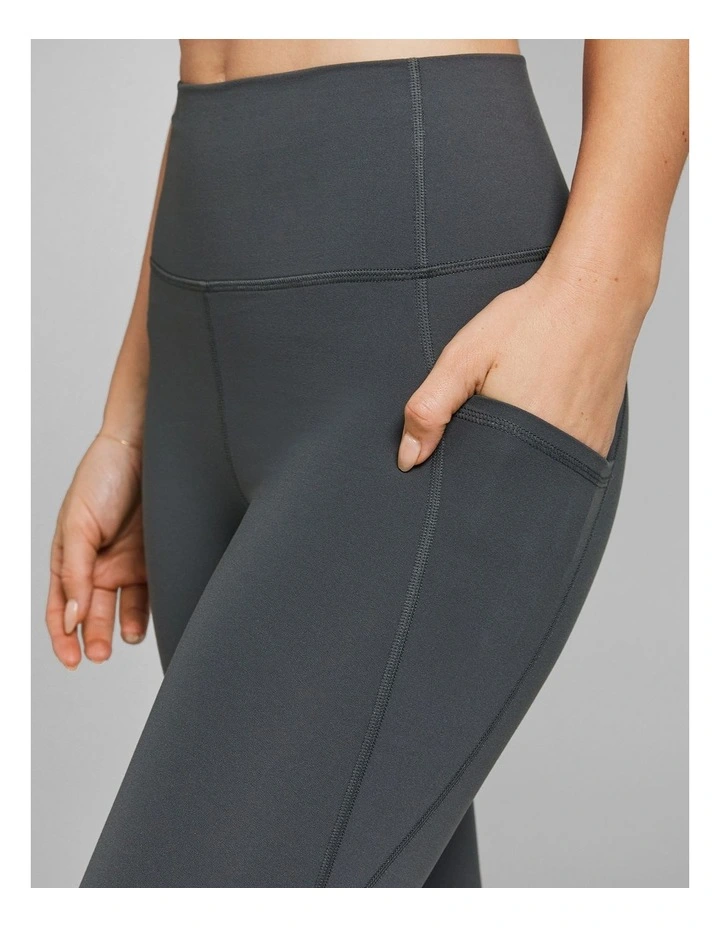 Veda 3/4 Tight in Dark Khaki image 4