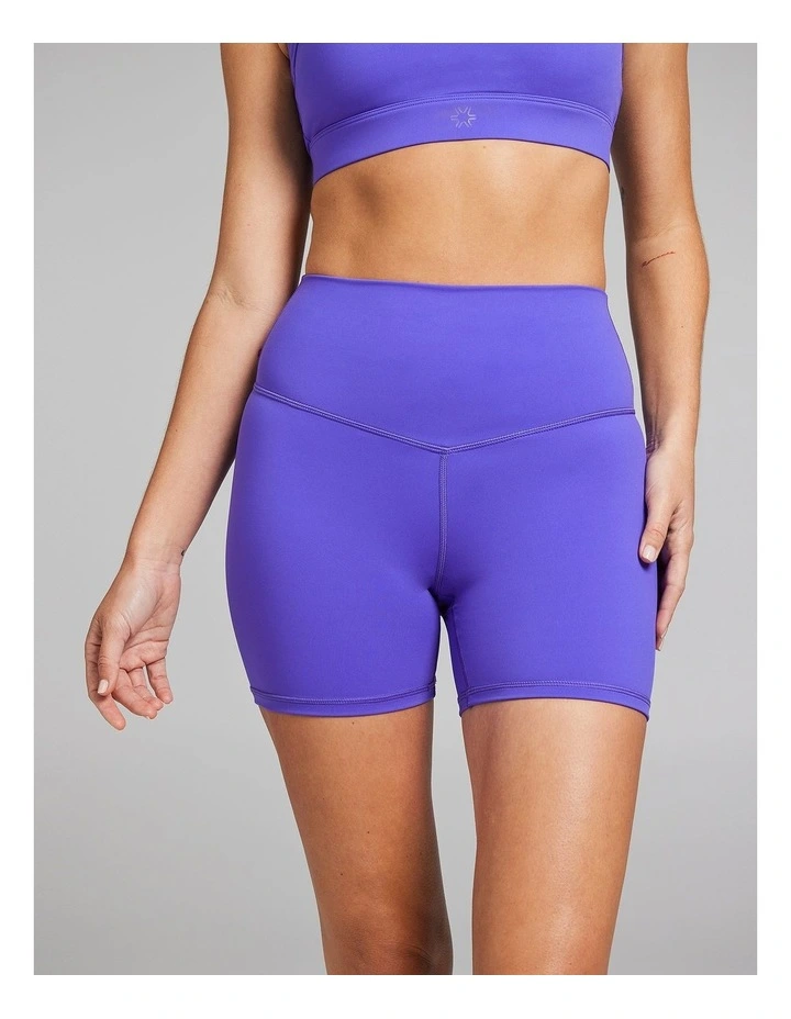 Base One Mid Thigh Bike Shorts in Viva image 1