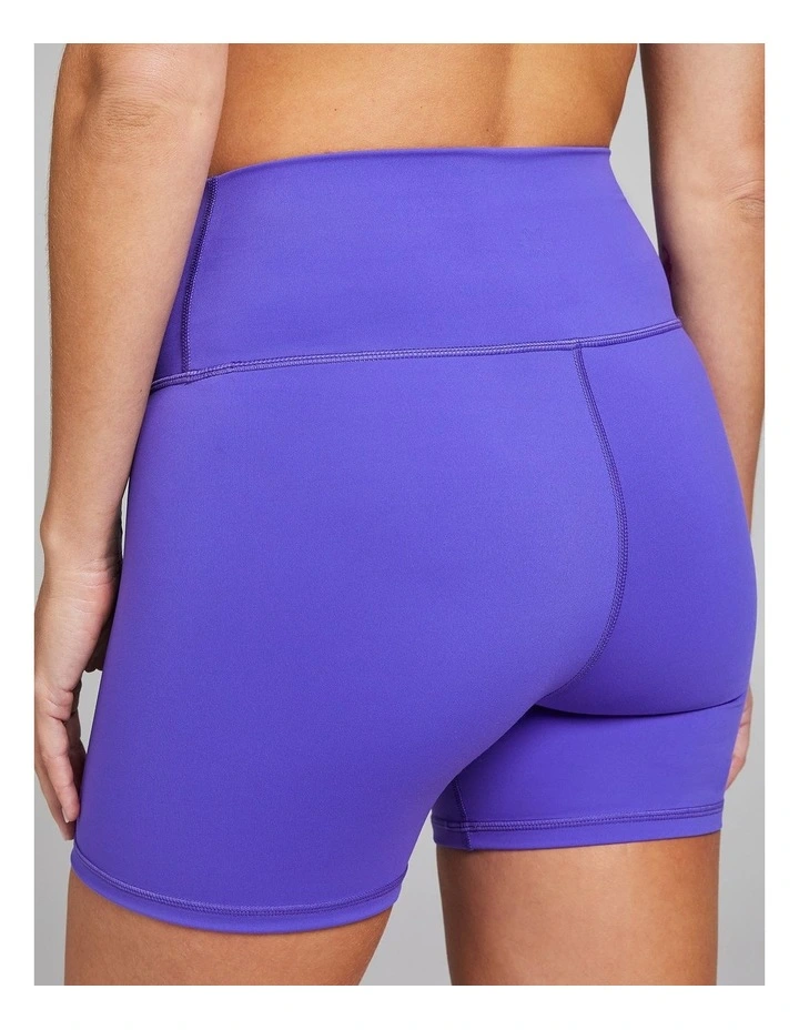 Base One Mid Thigh Bike Shorts in Viva image 5