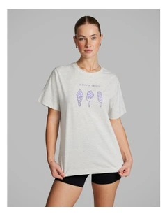 Graphic Tee in Light Grey Marle