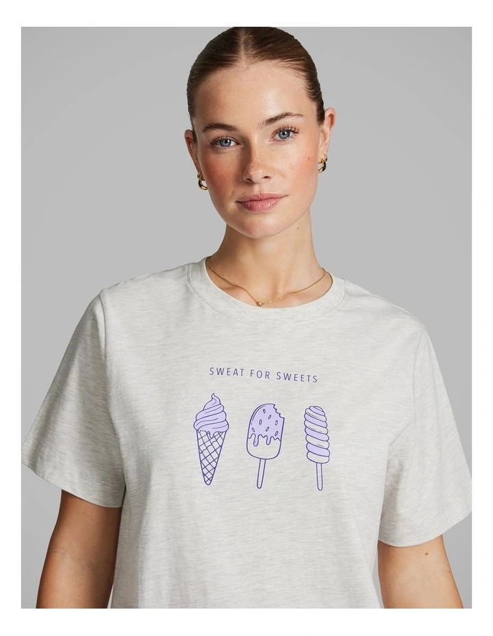 Graphic Tee in Light Grey Marle image 4