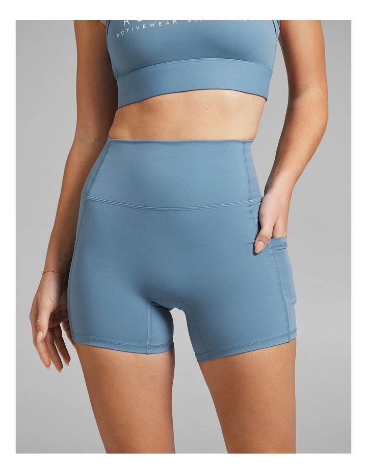 No Front Seam Pocket Mid Thigh Bike Shorts in Blue image 1