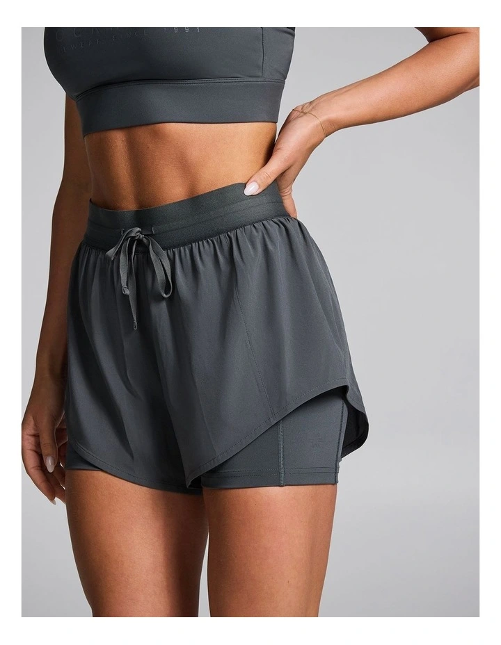 Tempo Mid Thigh Run Shorts Dark Khaki image 3